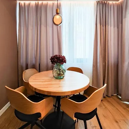 Opal Beachfront וארנה