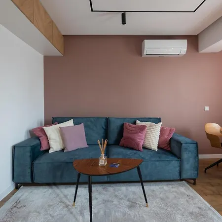 Opal Beachfront וארנה